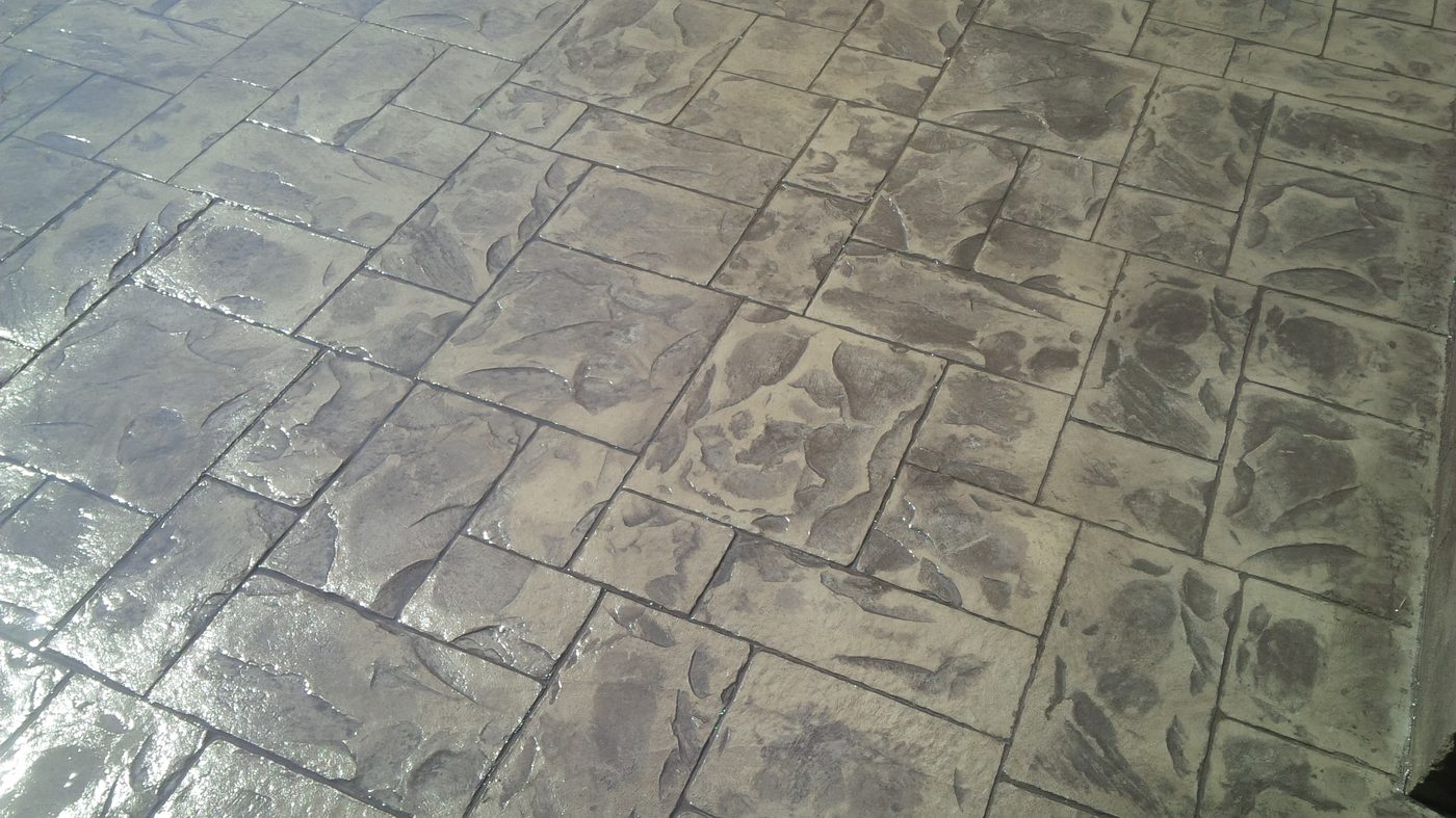 Coloured stamped concrete by Dura Concrete Floors in Orillia and Simcoe County, Ontario, photo 9