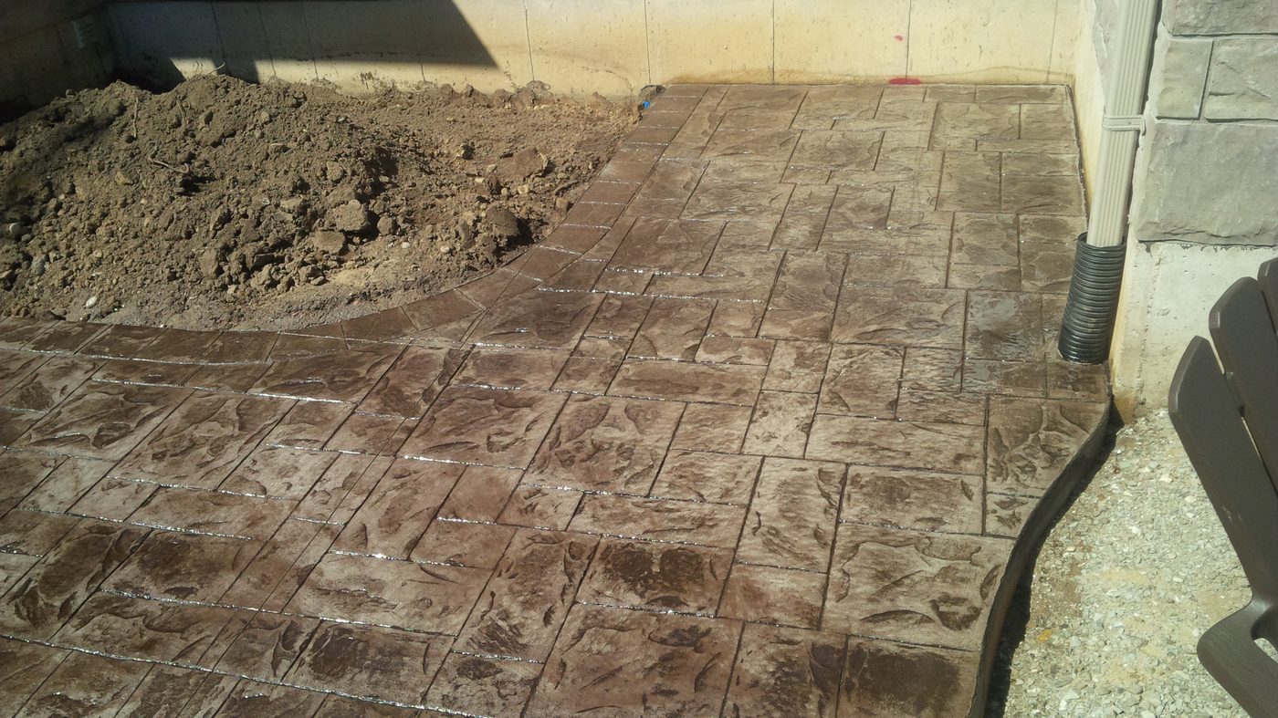 Coloured stamped concrete by Dura Concrete Floors in Orillia and Simcoe County, Ontario, photo 5