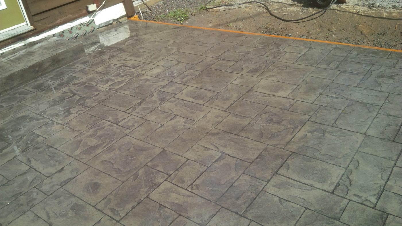 Coloured stamped concrete by Dura Concrete Floors in Orillia and Simcoe County, Ontario, photo 7